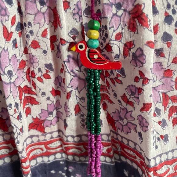 Cute summer tank with tags - Picture 2 of 5